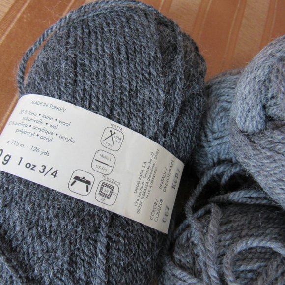 Lot of 4 sks Gray Yarn, Wool Blend, 50g each - Picture 4 of 4